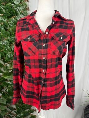 Justify Red and Black Plaid Button-Down Shirt